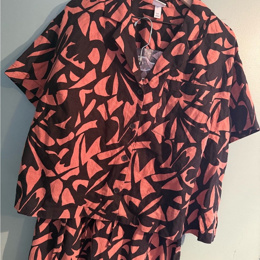 Black and Pink Abstract Patterned Set - Picture 2 of 10